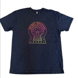 Secret orchard graphic tee